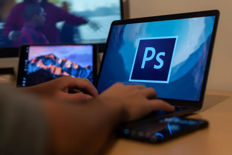 Photoshop Photo Retouching: The Best Tools and Techniques to Level Up Your Edits